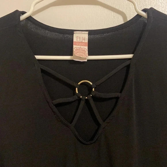 ELH studio, black womens top, size large - Picture 2 of 4